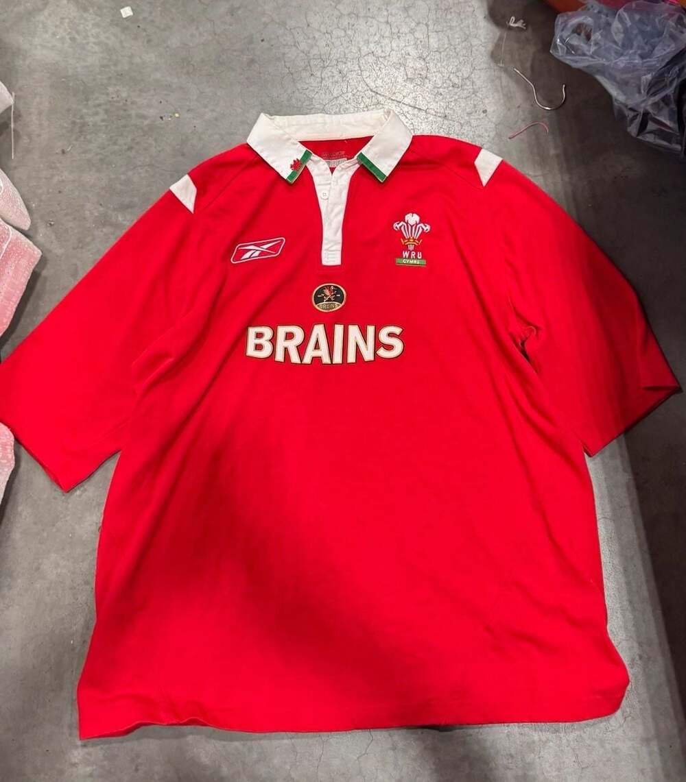 Reebok Wales Rugby Home Jersey Size XL Red WRU Brains
